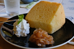 飯綱アップルミュージアムで頂いたシフォンケーキ