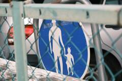 ん?見慣れた標識!?でないか…