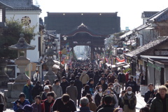 年末の参道。いつもより人は多めでした