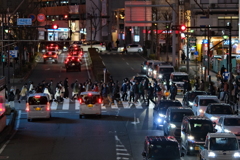 長野駅前　人と車の川
