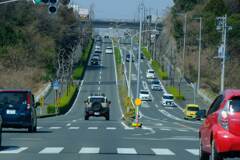 望遠側で道路を撮るのは面白いなぁ