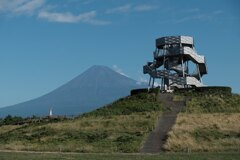 ドラゴンタワーと富士山　2024/10