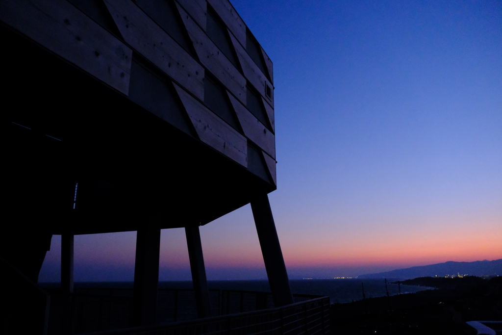夕刻の田子ノ浦の公園