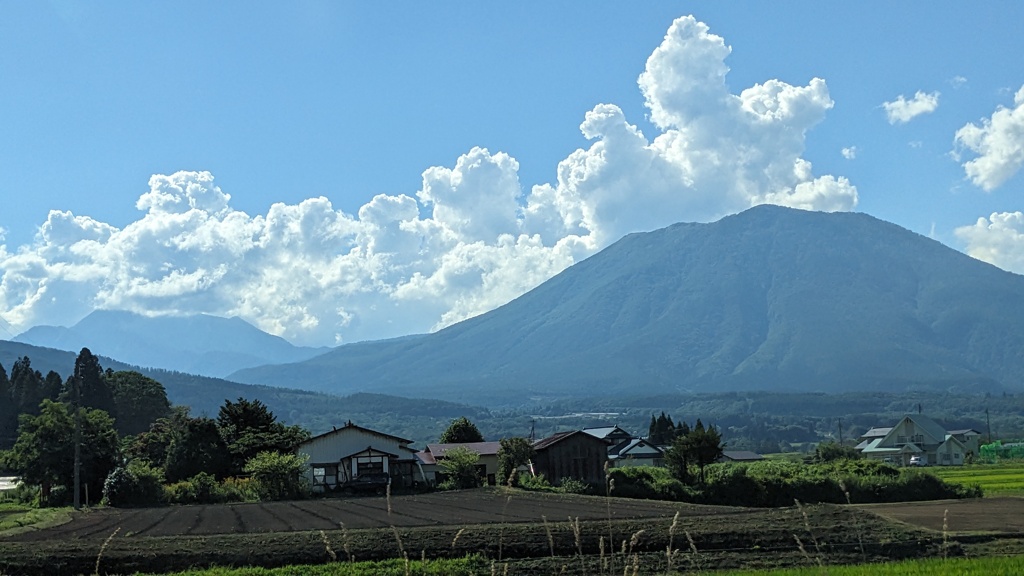 黒姫山かな？