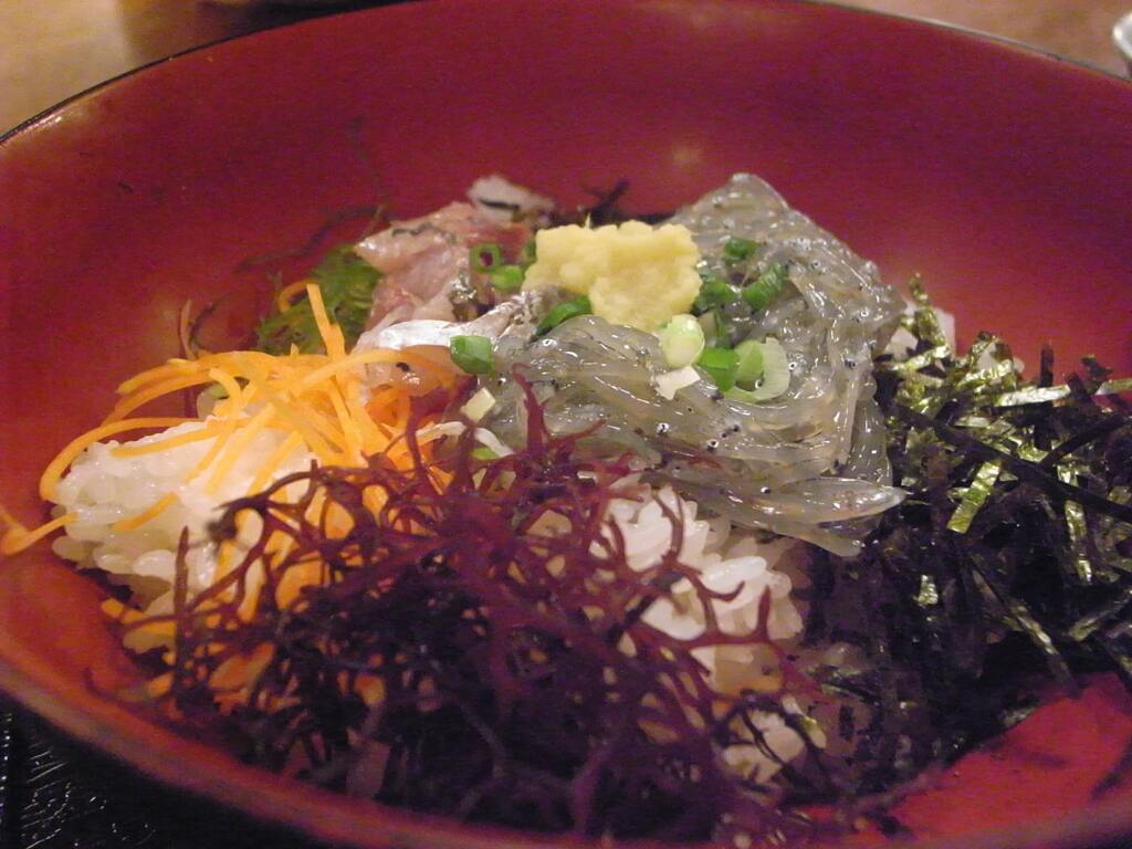 江の島でしらす丼　2009年6月
