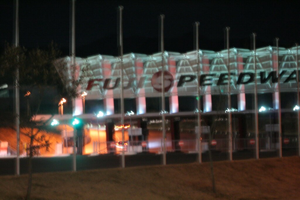 真夜中の富士スピードウェイ周辺　2012/1