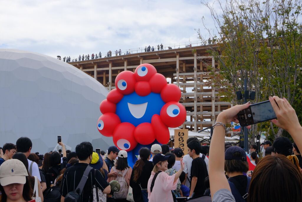 ミャクミャクいました。