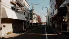 年の瀬を迎える外れ商店街