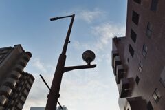 見上げてごらん