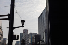 街の逆光