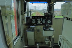 6200系運転席