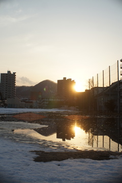 雪は溶けて