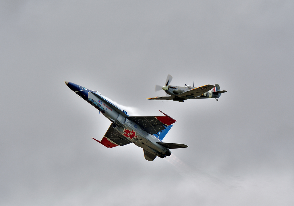 Spitfire & CF-188
