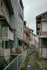 筋骨巡り - 水路沿いの家4