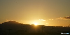 京都盆地より東山連峰からの日の出シーン2025年7月26日