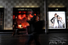 LOUIS VUITTON