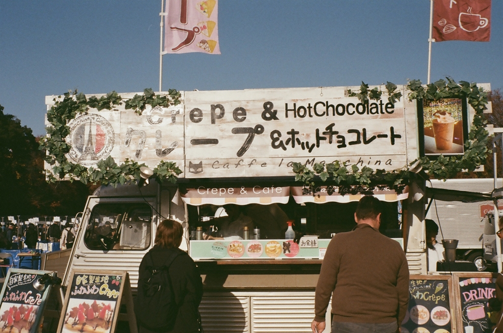 上野公園のクレープ屋さん