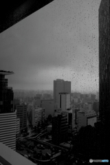 窓の外は..
