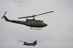 UH-1JとCH-47J