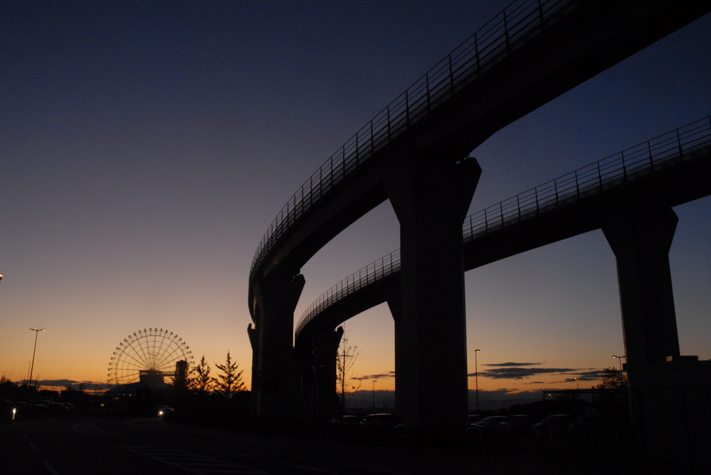 夕景のシルエット