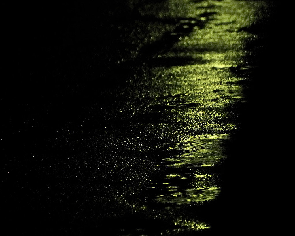 『銀色の雨』