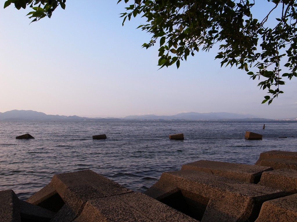 湖04