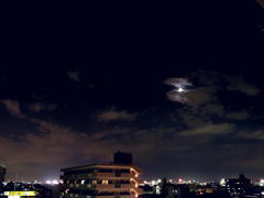 大阪の月夜