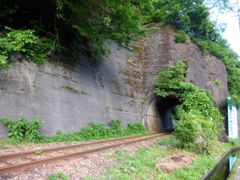 短いトンネル