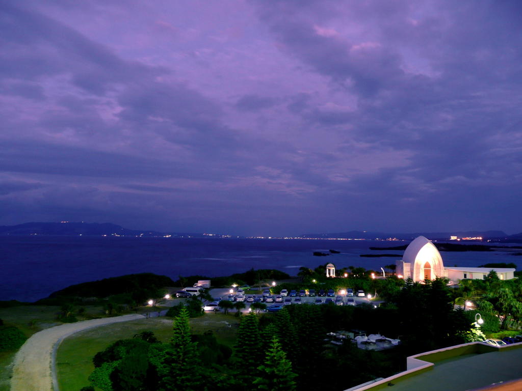 ホテルの夜景～チャペル