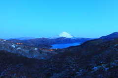 樹氷に映える