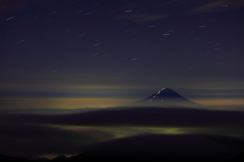 光る雲海