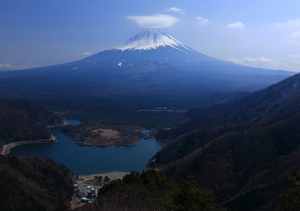 峠の笠雲