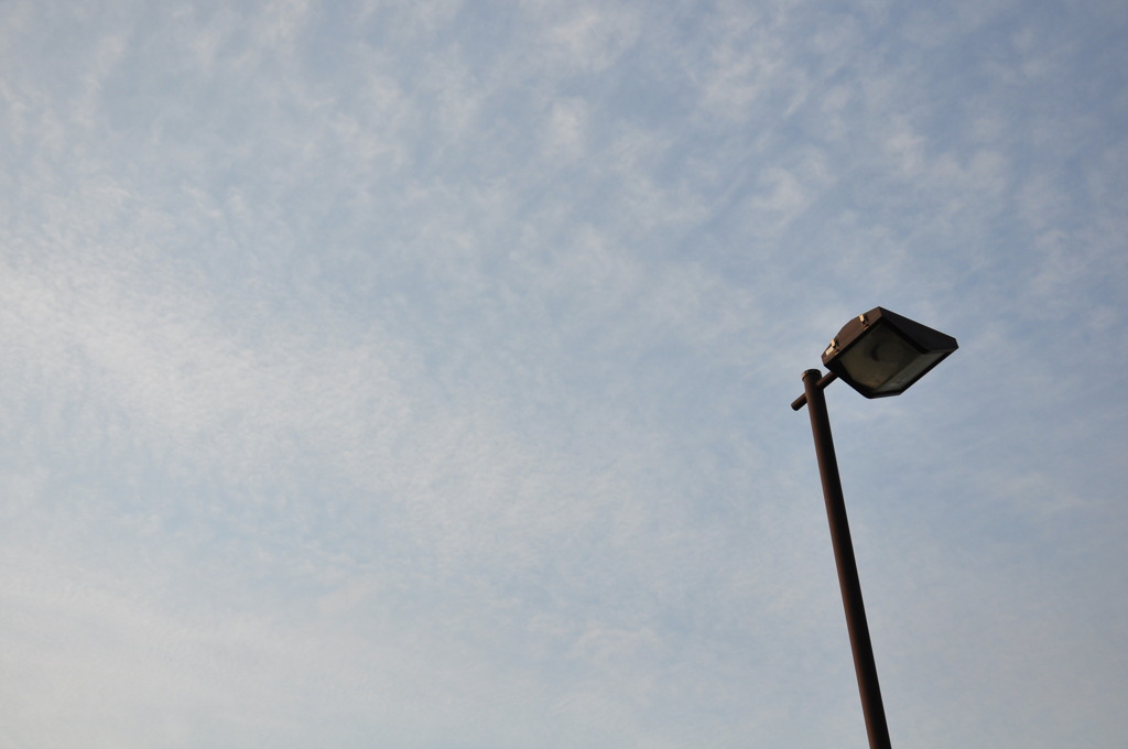 空と外灯