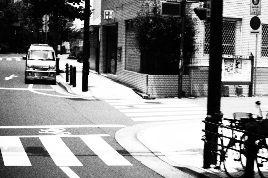 rough monochrome#15