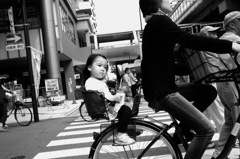hako*-style pictures of happiness