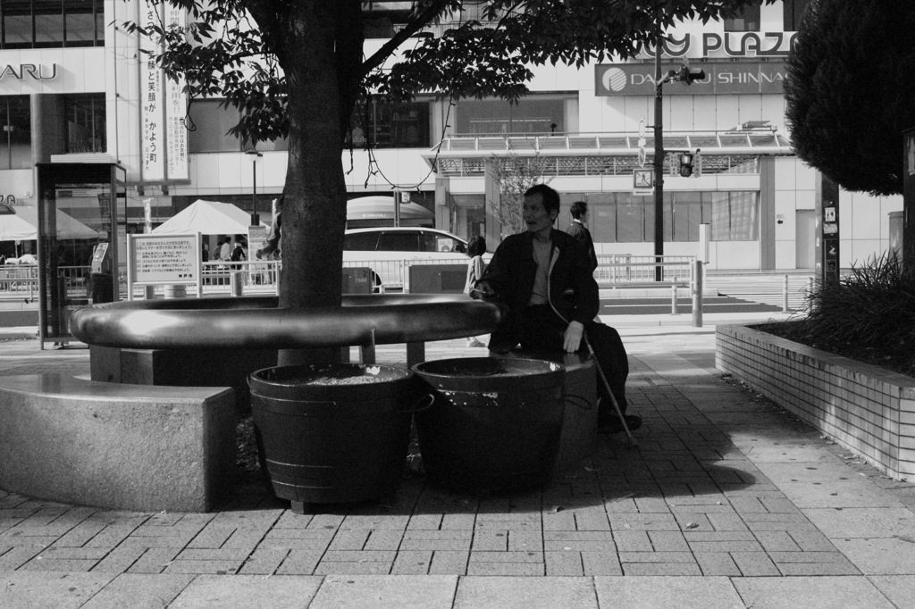駅前人