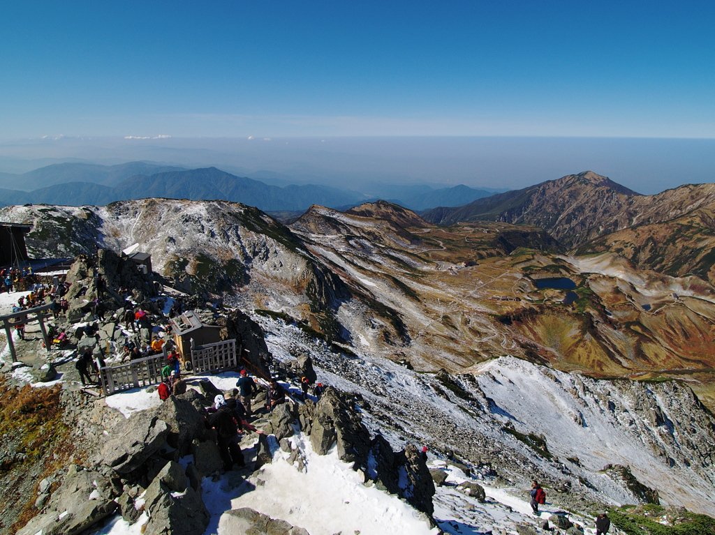 雄山山頂より