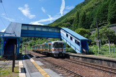 a.train-0185(Z811683)