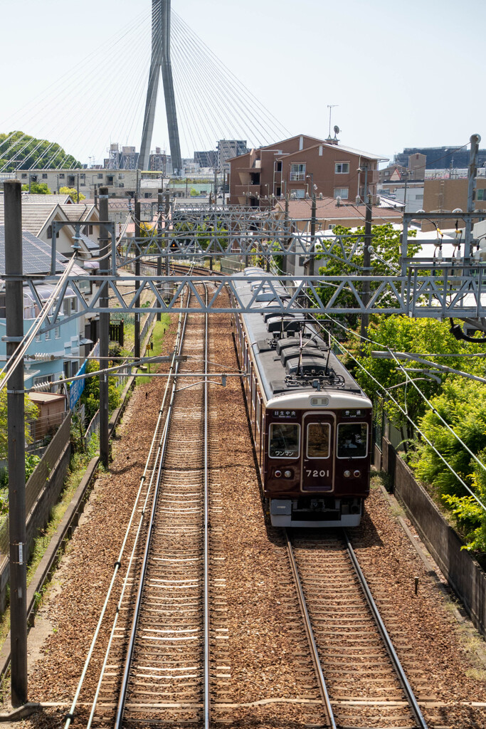 a.train-0082(7M41128)