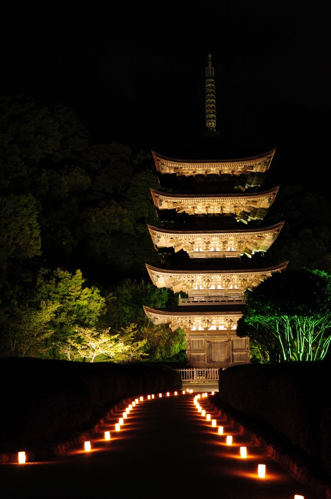 瑠璃光寺五重塔