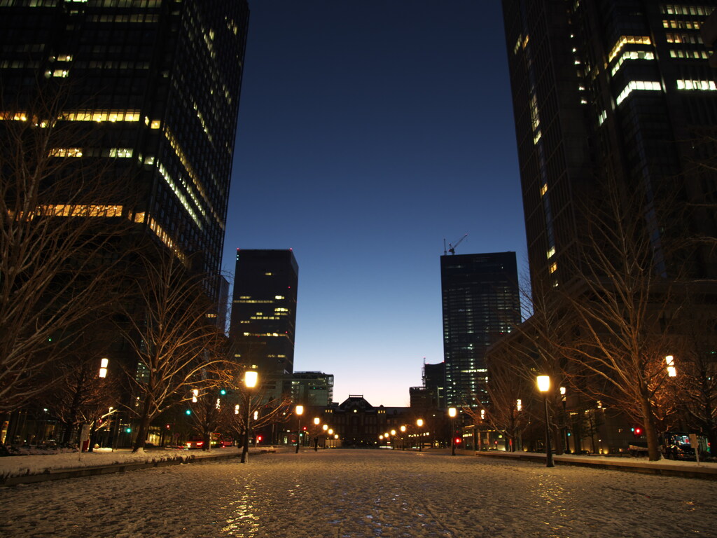 夜明け前