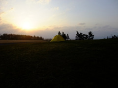 キャンプ場の朝