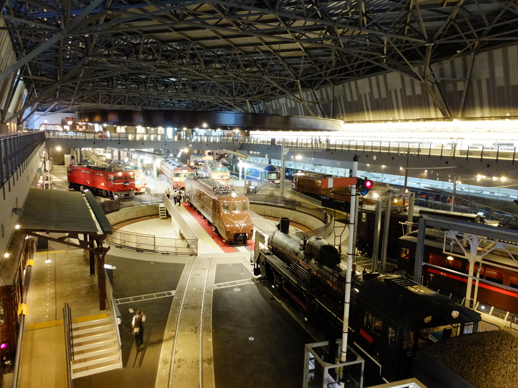 鉄道博物館　広角