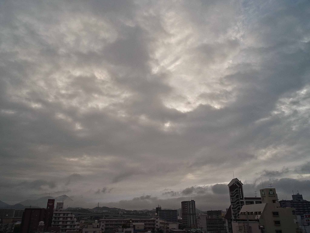 今日の空