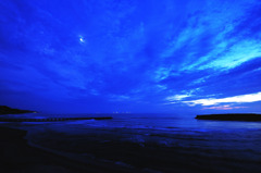 蒼い夜