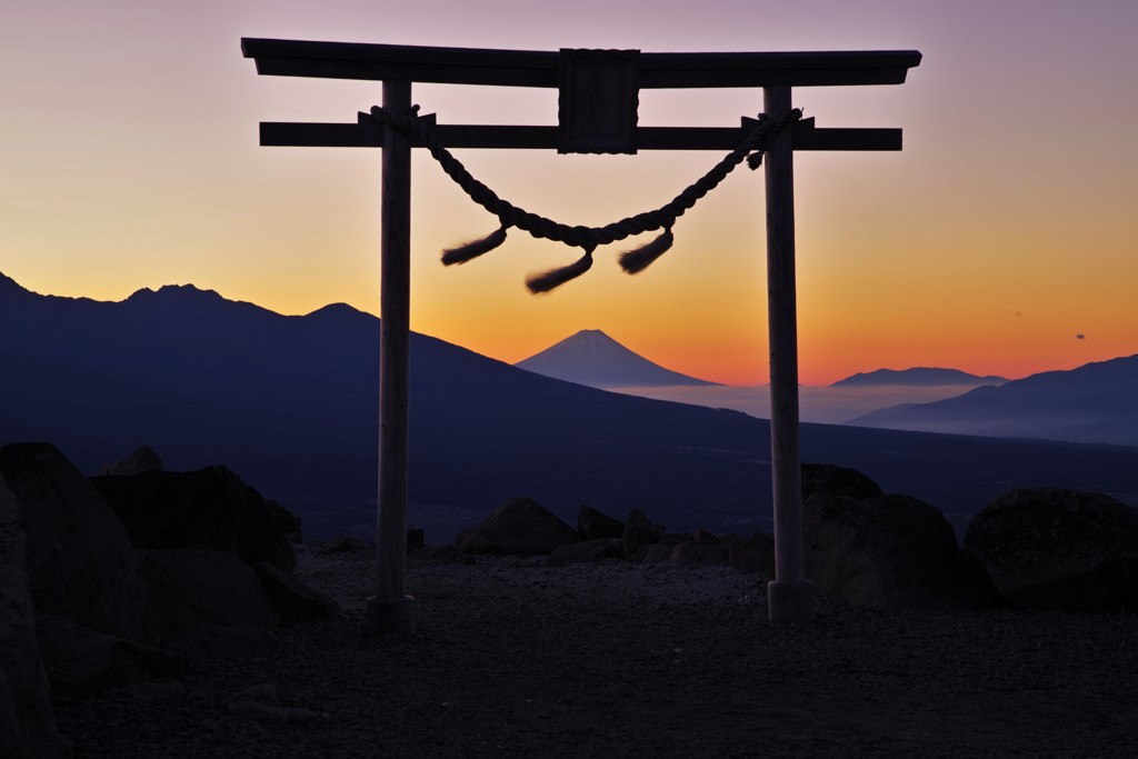 神聖なる朝