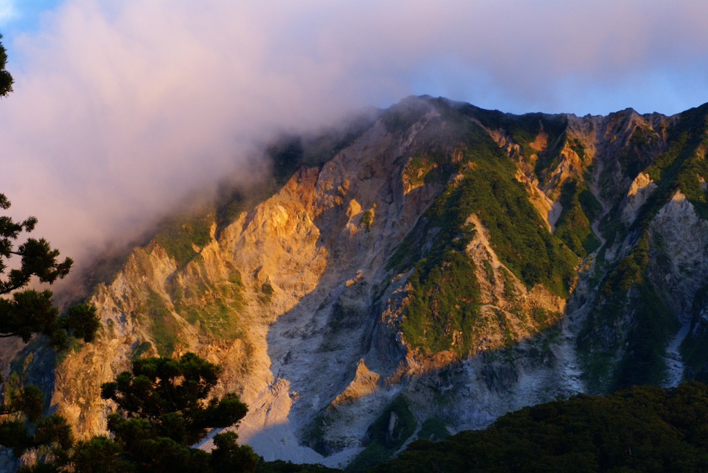 暮れる大山