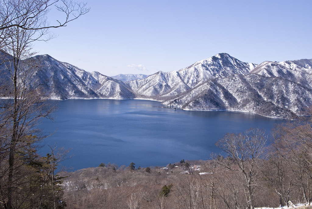 冬の中禅寺湖