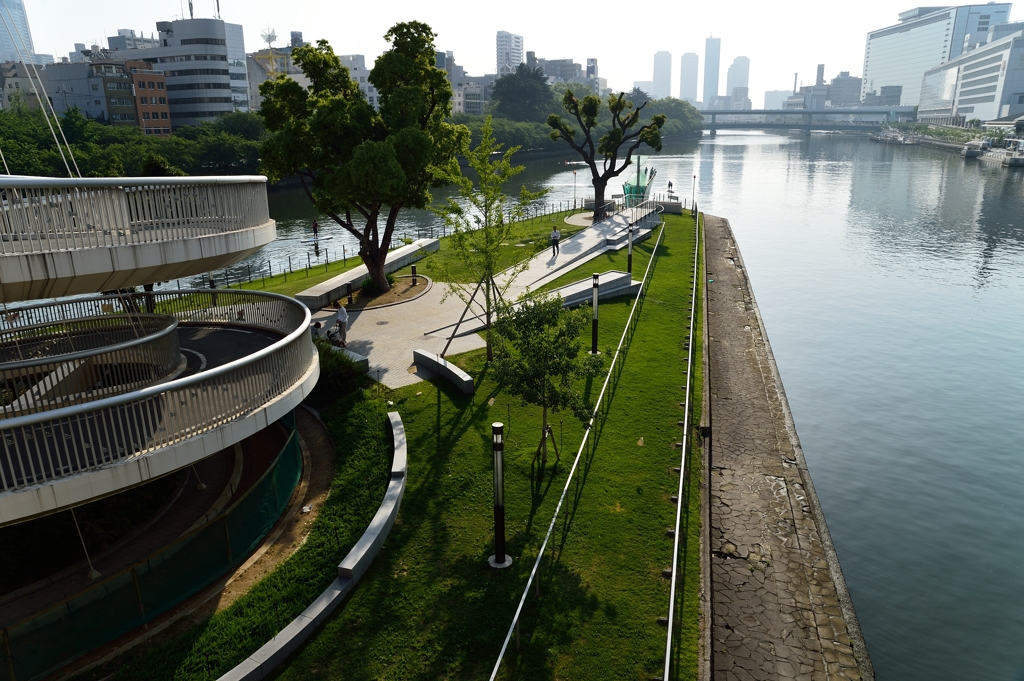 大阪中之島公園の朝