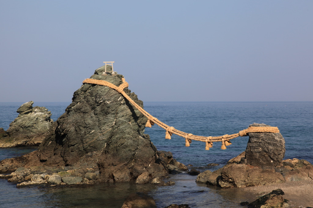 夫婦岩